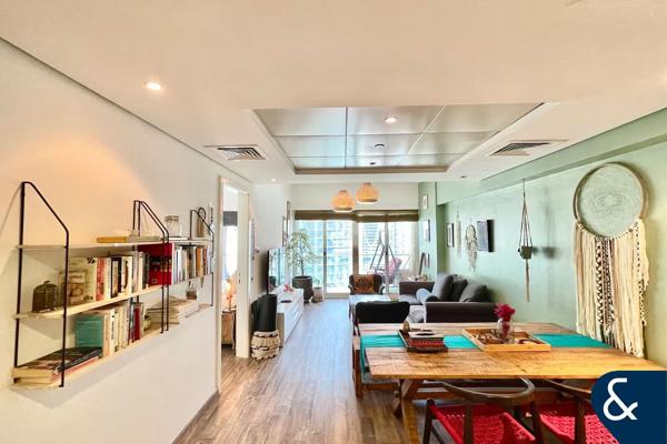 Exclusive | Upgraded | Vacant On Transfer